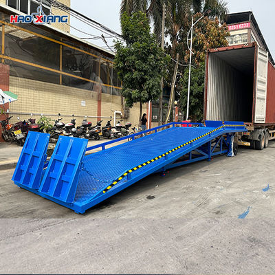 20 Ton Capacity Mobile Loading Ramp Portable Loading Docks With Anti Slip Surface
