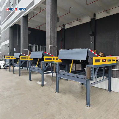 10000kg Forklift Yard Ramp Steel Hyd Ramp For Container Loading