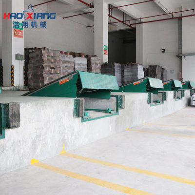 Hydraulic Dock Leveler Load And Unload Goods Green 220V